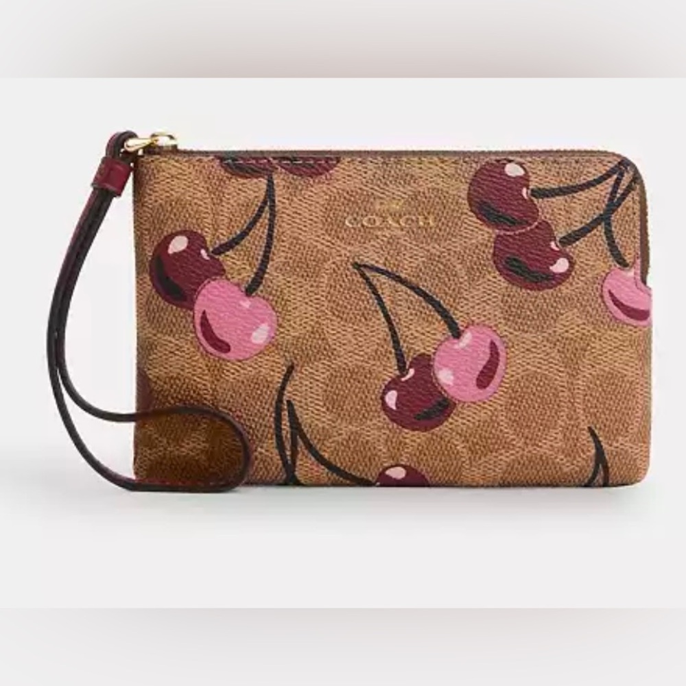 Coach Cherry line Wristlet NWT!!!